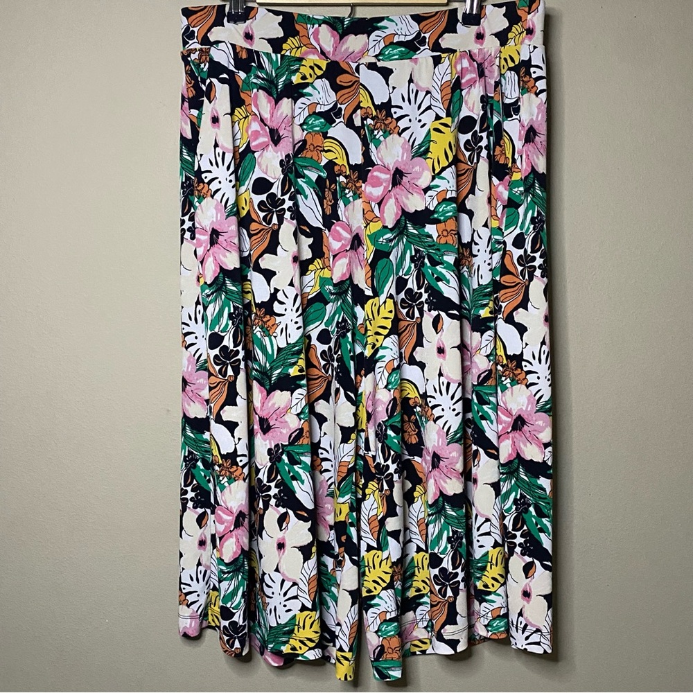 Lane Bryant Wide Leg Capri Pants Women 14/16 White Pink Gold Floral Boho Cruise